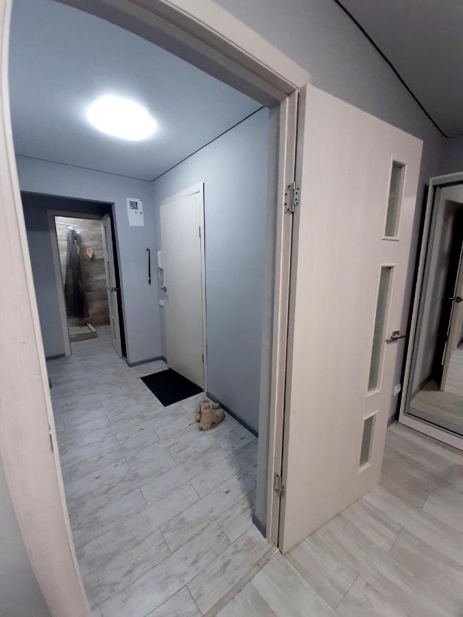 2 Комнаты В Центре Солнечная Галлерея,Мэтро,Сильпо,Кб75 Тысячка Krivói Rog Exterior foto