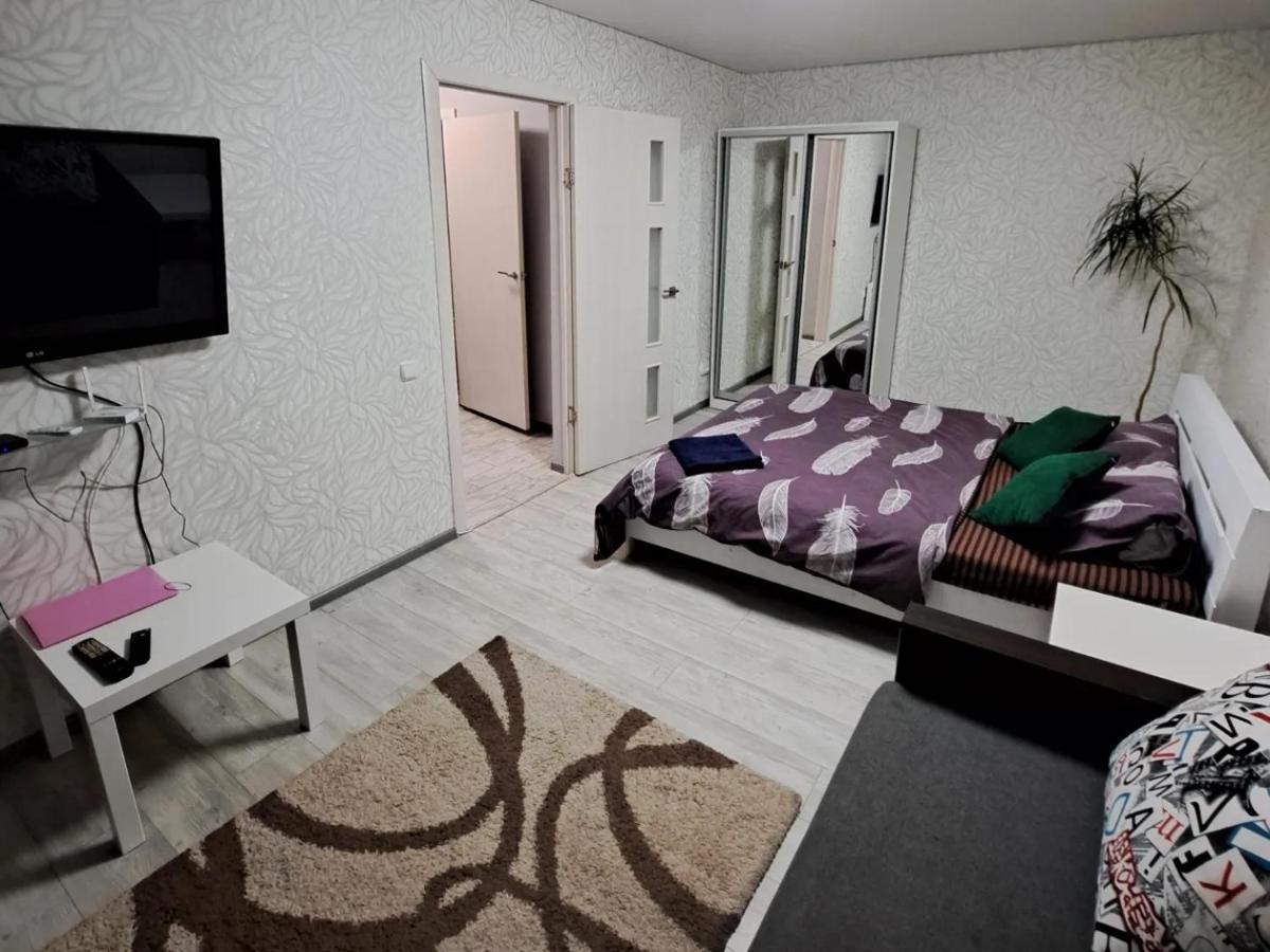 2 Комнаты В Центре Солнечная Галлерея,Мэтро,Сильпо,Кб75 Тысячка Krivói Rog Exterior foto